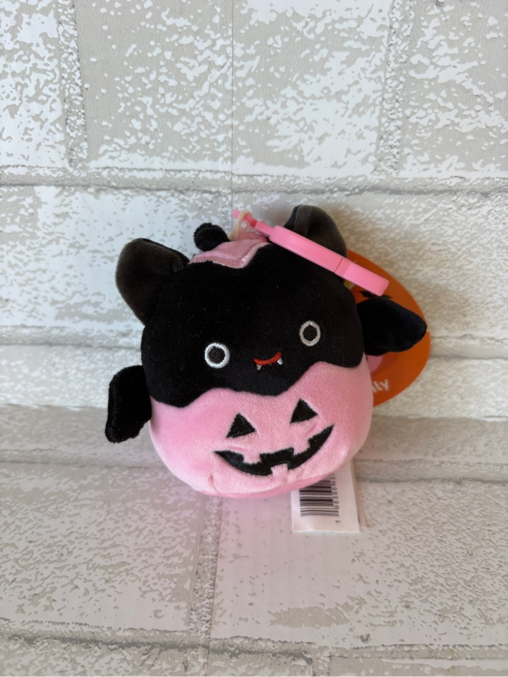 Squishmallows Halloween Emily the Bat 3.5" Clip-on Plush NEW